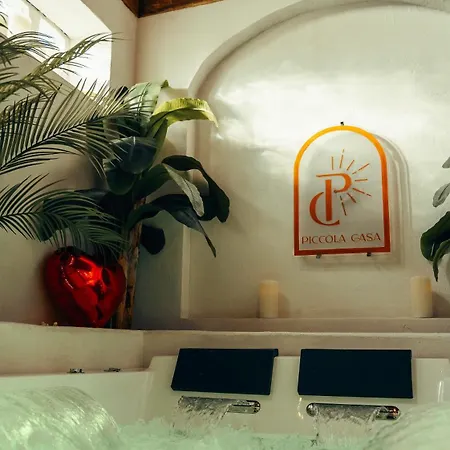 Piccola Casa, Cote Ile *